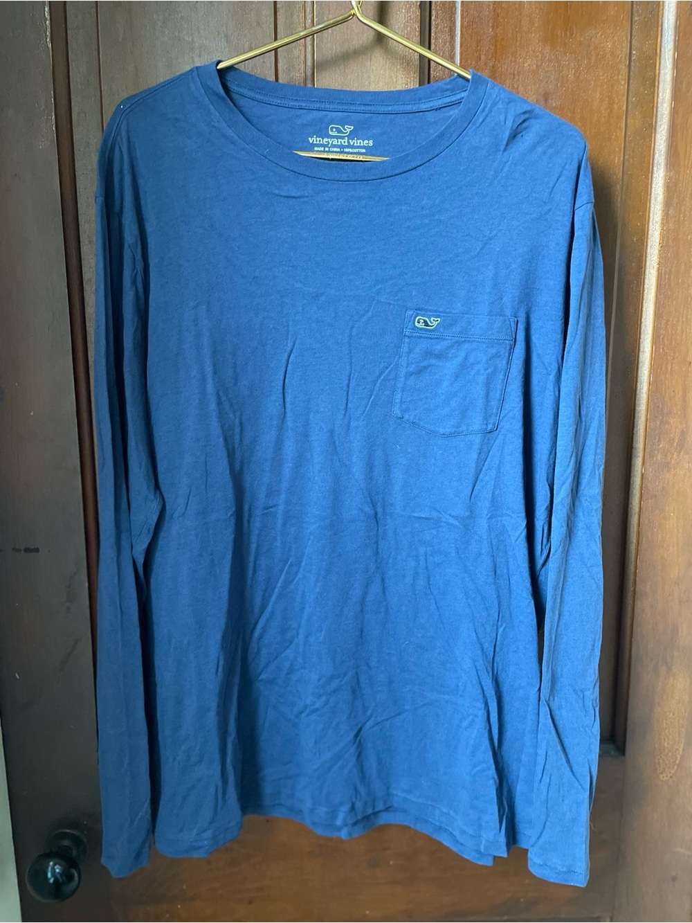 Vineyard Vines men's large long sleeve blue shirt